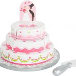 SMALL FOOT: Drewniany piętrowy tort ślubny
