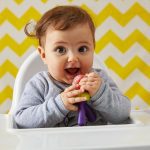 B.box: Gryzak silikonowy do podawania pokarmu, Passion Splash - obrazek 2