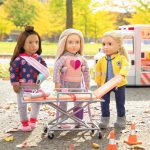 OUR GENERATION: Zestaw MEDYCZNY z noszami OG Medi-Care - obrazek 2