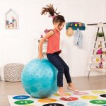 B.TOYS: Pouncy Bouncy Ball – olbrzymia piłka z wypustkami - obrazek 2