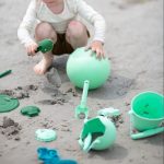 Scrunch: Składane wiaderko do wody i piasku MIĘTOWE - obrazek 2