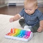Fat Brain Toy: Dzwonki Rock N'Roller Piano - obrazek 5