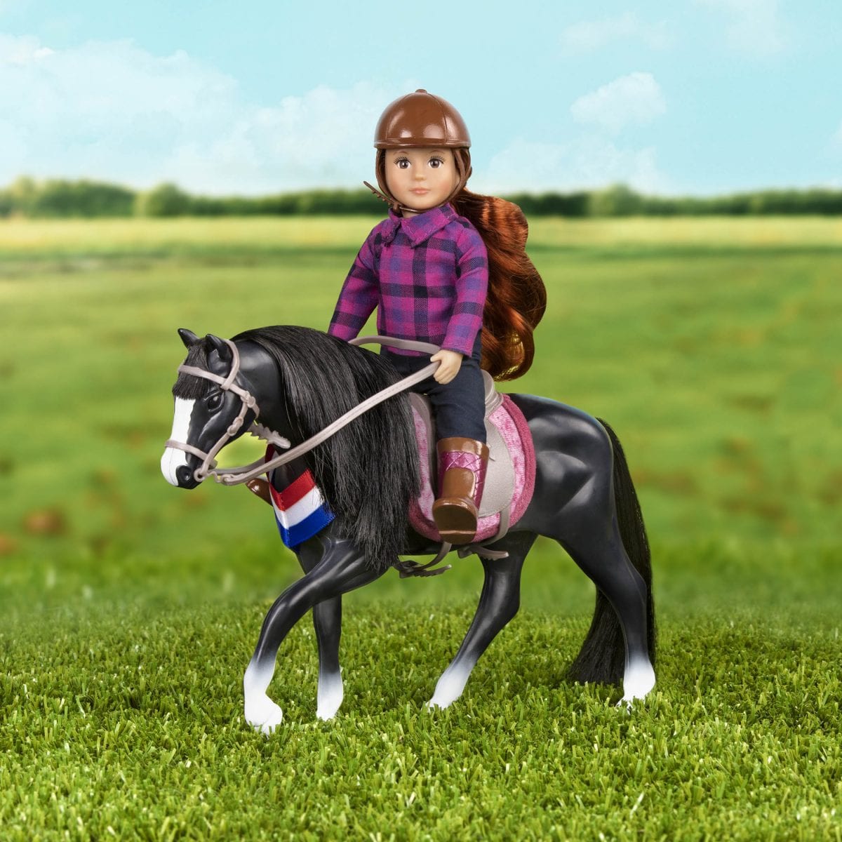 LO38010_dp_b LORI: Koń Black Irish Draught z akcesoriami - obrazek 2