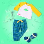 Our Generation: Zestaw ubranek dla lalki - CHŁOPCA / pidżamka DINO-SNORES - obrazek 3