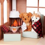 Our Generation: chata z bali DOMEK ZIMOWY – OG Cozy Cabin - obrazek 3