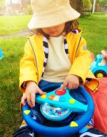 B.TOYS: interaktywna KIEROWNICA muzyczna Woofer’s Musical Driving Wheel - obrazek 2
