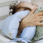 Muumee: poduszka do karmienia + ochraniacz do łóżeczka DREAM - obrazek 2