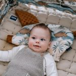 LA MILLOU: PRINCE poduszka Sleepy Pig Minky - obrazek 2