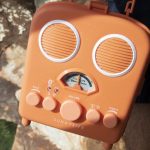 Sunnylife - Wodoodporny głośnik plażowy - Utopia Melon - obrazek 2