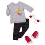 Our Generation: Zestaw ubranek dla lalek 46cm Pop-Pop Top – z pomponikami i tuniką z popcornowym nadrukiem