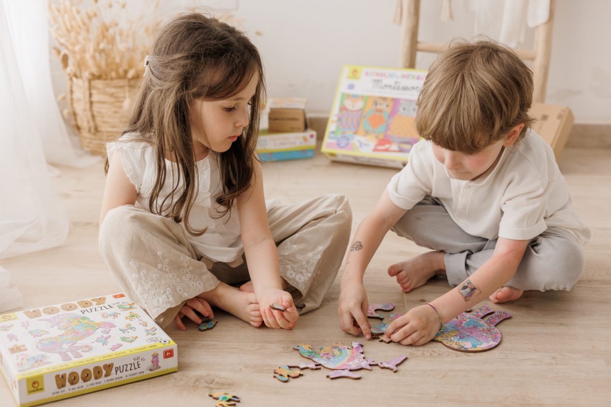 LUDATTICA: DREWNIANE puzzle KONTUROWE – BAŚNIOWE POSTACI 48 EL. - obrazek 3