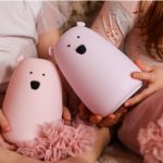 Rabbit & Friends: Miś Duży Lampka Silikonowa Kolor Lawendowy - obrazek 4