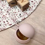 nuuroo: hermetyczne etui na smoczek Camille Rose Dust - obrazek 2