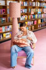 La Millou: HEARTBEAT PINK Bamboo poduszka Kura Babci Dany - obrazek 2