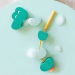 QUUT: klocki piankowe do nawlekania do kąpieli Beedi Croco - obrazek 2