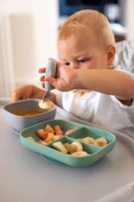 Beaba Zestaw pierwszych sztućców ze stali nierdzewnej Velvet grey - obrazek 2