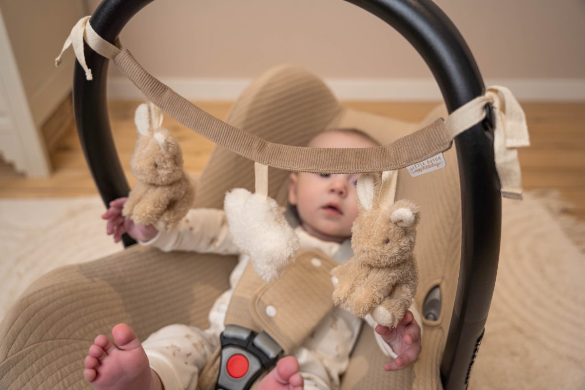 Little Dutch: zawieszka do wózka/fotelika Baby Bunny - obrazek 2