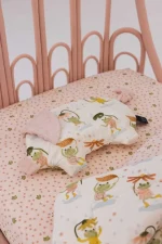 La Millou: FROGS poduszka Sleepy Pig Minky - obrazek 2