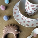 Petit Jour Paris: Jeżyk Zestaw naczyń i sztućców dla dziecka, 4 el. - obrazek 2