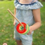 BS Toys, drewniana gra zręcznościowa Łap owoce 8+ - obrazek 2