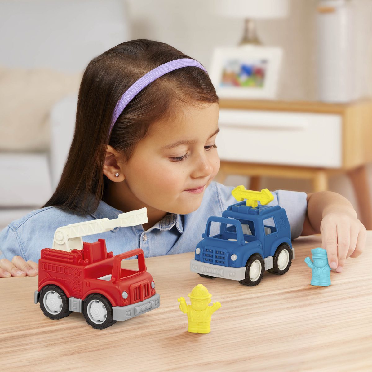 B.toys: Zestaw 3 pojazdów SŁUŻB RATUNKOWYCH z KIEROWCAMI – Emergency Vehicles - obrazek 2