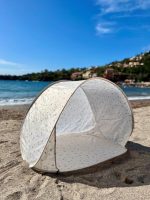 Vanilla Copenhagen: namiot plażowy Pop-Up Tent Honeybee UV50+ - obrazek 2