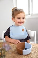 Lassig Śliniak silikonowy z kieszonką Happy Rascals Smile sky blue - obrazek 2