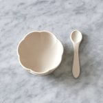 JackOJuno: Miseczka z łyżką - zestaw w kwiatki POPPY IN BLOOM - obrazek 2