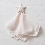 JackOJuno: Jasnoróżowa przytulanka muślinowa gwiazdka