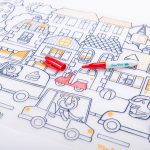 Moulin Roty: silikonowa mata do kolorowania Les Popipop - obrazek 2