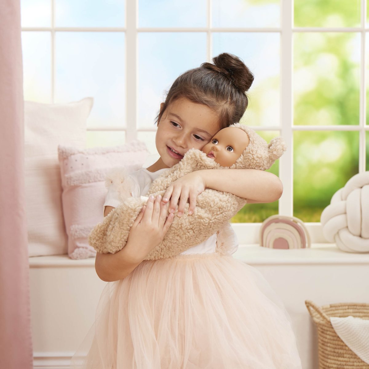 LBY7261-LBY7696_LS_E LullaBaby: Lalka NIEMOWLĘ, z misiowym BECIKIEM - obrazek 2