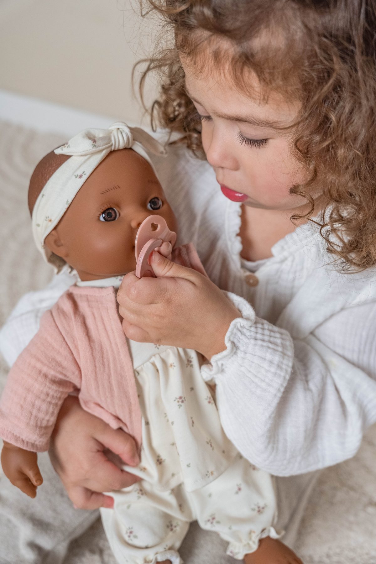 Little Dutch: lalka bobas Noa - obrazek 2