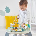 Janod: Wielofunkcyjny stolik edukacyjny Ogród Sweet Cocoon 12m+ - obrazek 7