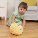 BATTAT: wędrująca KACZUSZKA do nauki raczkowania / Quack n’ Waddle Duck / B.TOYS - obrazek 3