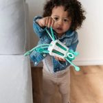 MOBI: Przeciąganiec Zippee Miętowy. Zabawka sensoryczna. - obrazek 2