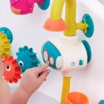 B.TOYS: Wonder-full Waterworks – zabawka kąpielowa z POMPĄ wodną - obrazek 4