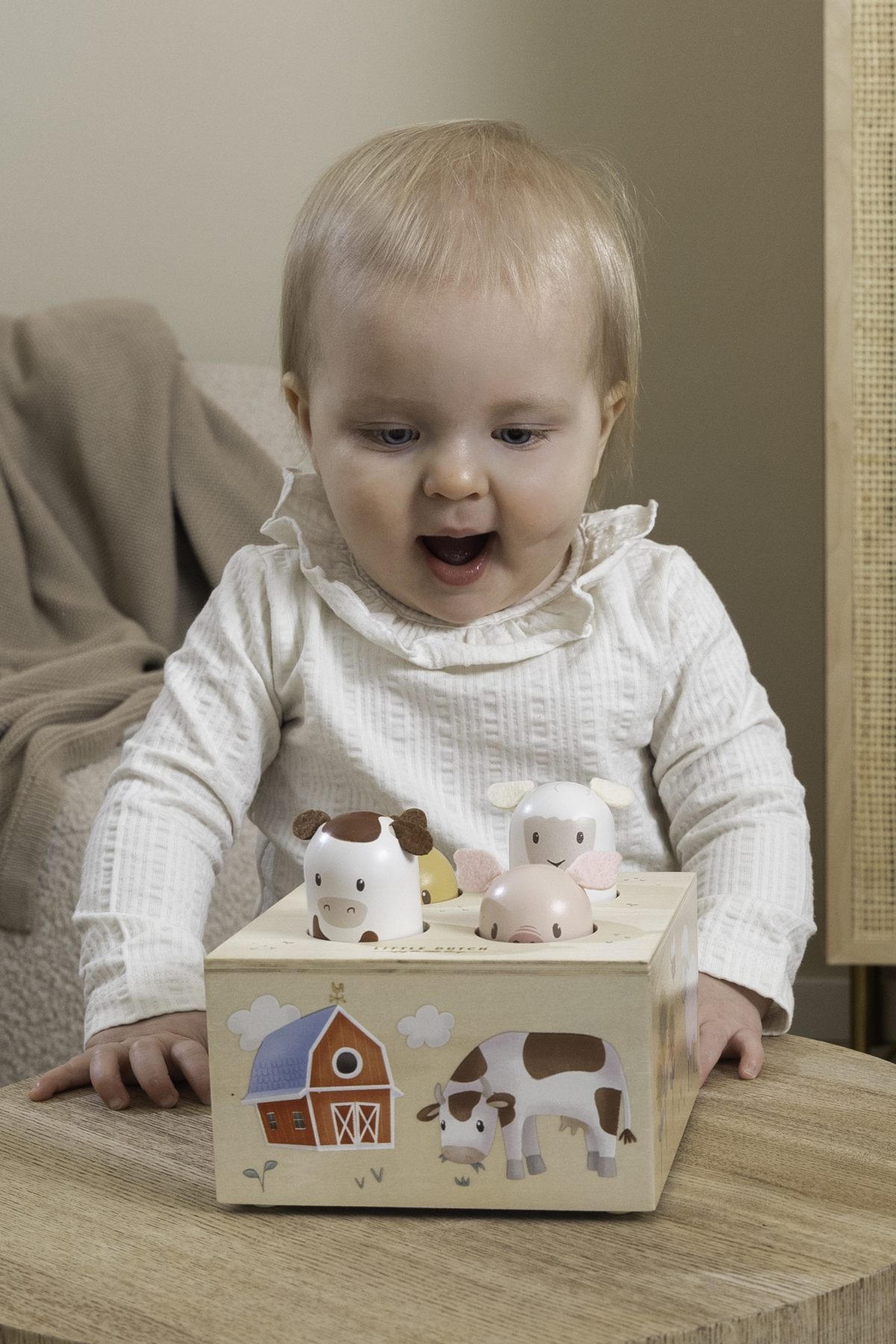 LD7156 - Pop up toy (7) Little Dutch: drewniana zabawka pop-up Little Farm - obrazek 2