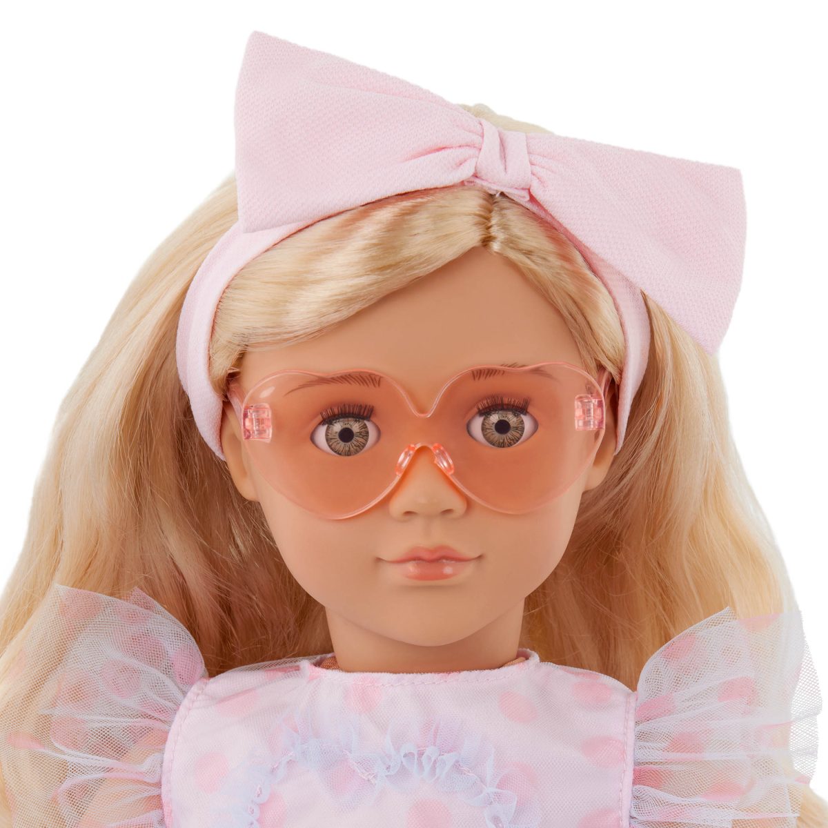 BD30544_DP_C Our Generation: Zestaw ubranek DELUXE dla lalek – All Heart - obrazek 3