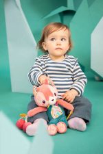 Lilliputiens Przytulanka aktywizująca wielofunkcyjna Kotka Jeanne 9 m+ - obrazek 2