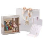 Żyrafa Sophie VULLI: Zestaw prezentowy Sophie z gryzako-grzechotką w kształcie serca