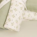 Little Dutch: otulacz muślinowy 120x120 cm Blueberry Leaves - obrazek 2