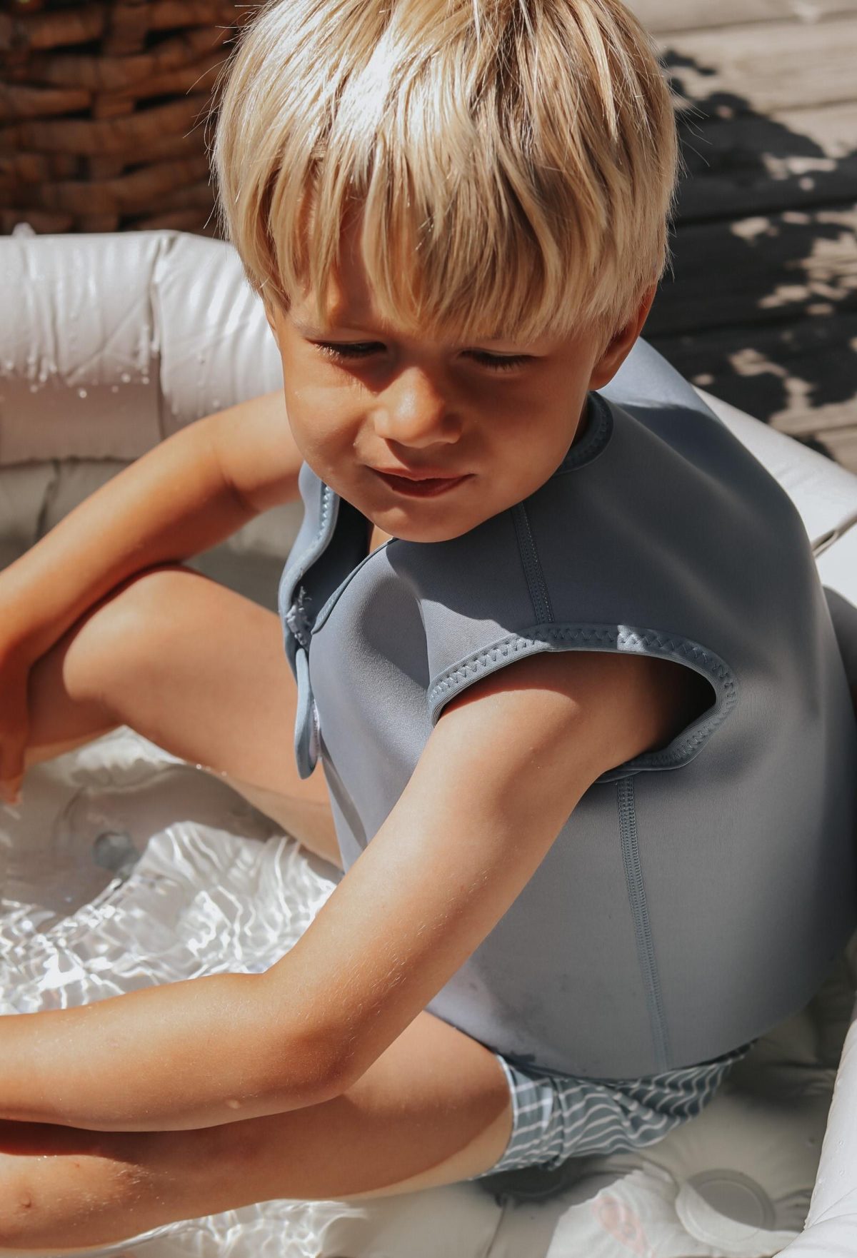 Vanilla Copenhagen: Kamizelka do pływania Neo Blue Shadow 3-6L, 19-25kg - obrazek 3