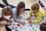 Play&Go Worek na Zabawki, Mata do Zabawy i Kolorowanka OMY Paris - obrazek 2