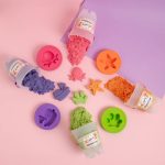 ChildGen: pachnący piasek kinetyczny z foremką 100% naturalny kolor POMARAŃCZOWY - obrazek 2