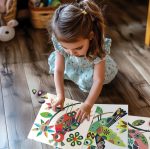 CREA LIGN: Zestaw z naklejkami wielokrotnego użytku "Na moim drzewie" - obrazek 2