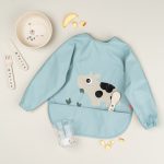 Done by Deer Śliniak z Rękawami 6-18m Tiny Farm Blue - obrazek 2