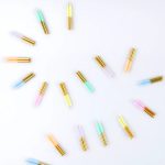 Meri Meri: Świeczki urodzinowe Mini 50 szt. PASTELOWE - obrazek 2