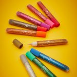 Janod: klej z brokatem w tubkach 9 kolorów 3+ - obrazek 3