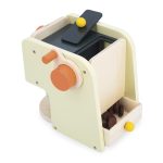 Janod: drewniany ekspres ciśnieniowy do kawy z akcesoriami Shiny Grandma 3+ - obrazek 5