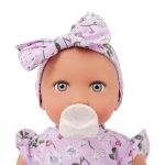 LullaBaby: Lalka NIEMOWLĘ ze smoczkiem, w ubranku w kwiatuszki i opasce - obrazek 8